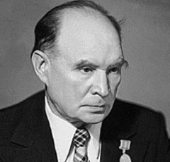Михаил Львов