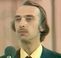 Александр Иванов