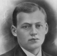 Алексей Ганин