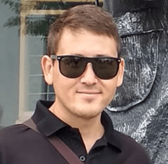 Артур Гарипов